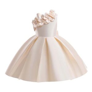 Elegant flower dress for girls. Never worn